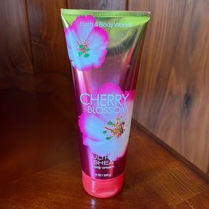 NWT Bath and Body Works Cherry Blossom Body Cream